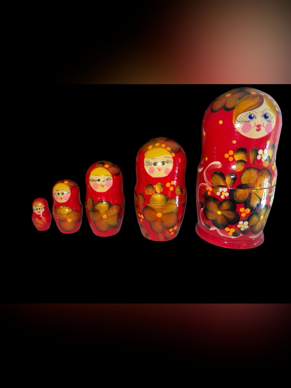 ♥️♠️ Vintage Russian Matryoshka Nesting Dolls | 5-Piece Hand Painted Wooden Set.